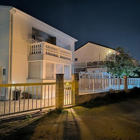 זאדאר Diklo Beach Apartments Robert & Renata מראה חיצוני תמונה