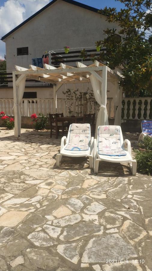 זאדאר Diklo Beach Apartments Robert & Renata מראה חיצוני תמונה